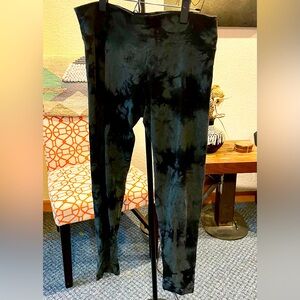 Calvin Klein Workout Leggings